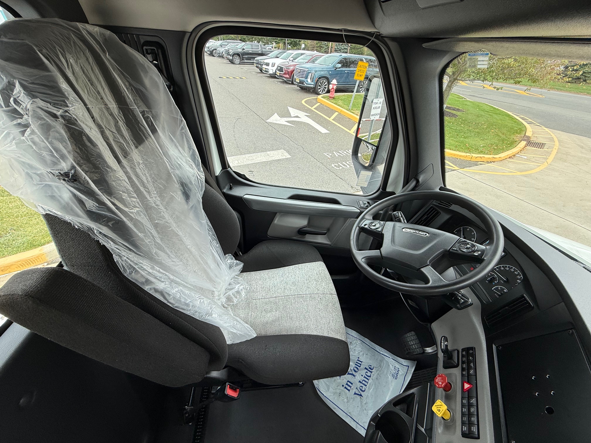 2021 FREIGHTLINER CASCADIA 126 211491-10 2021 FREIGHTLINER CASCADIA 126 211491-10