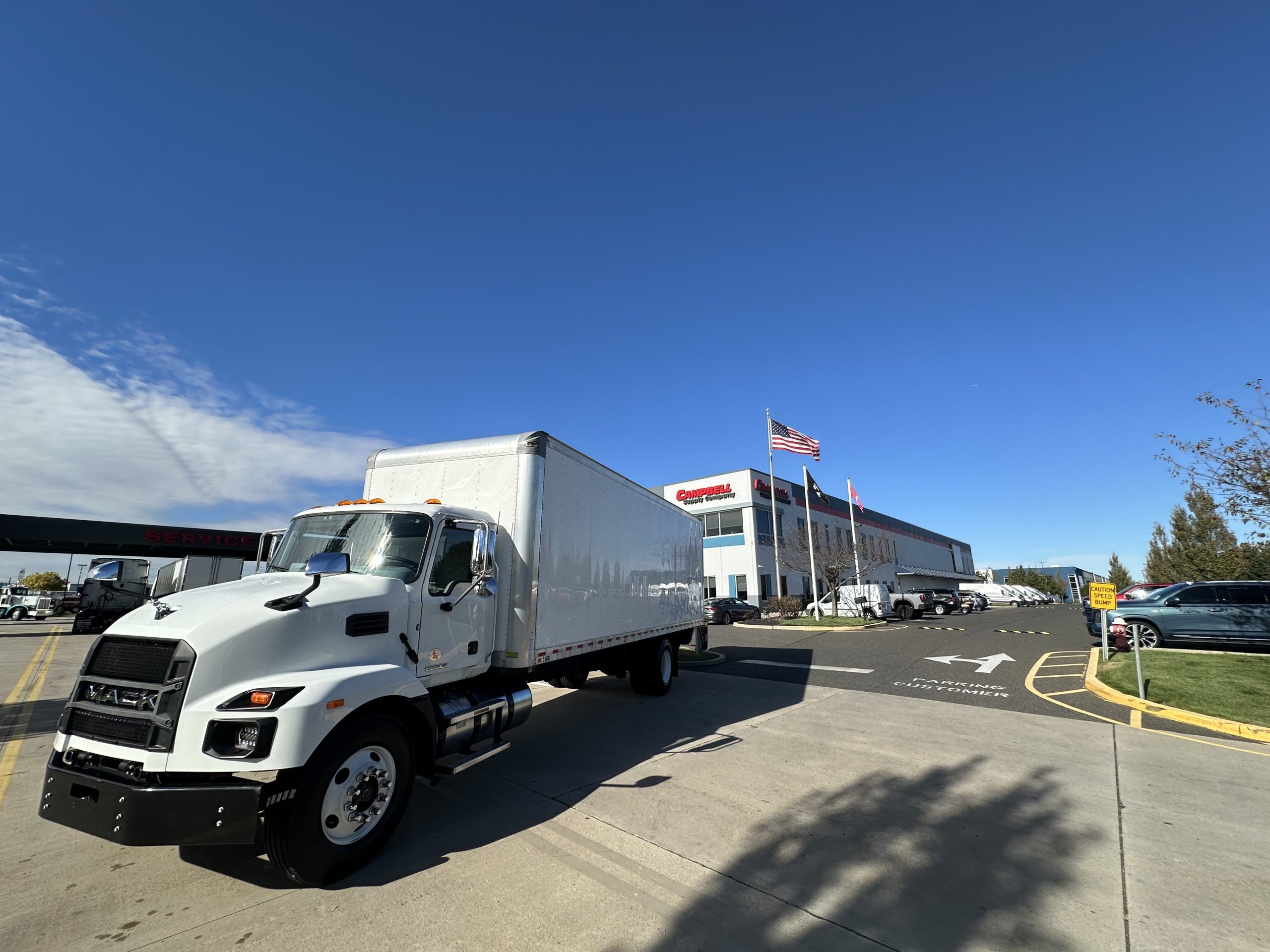 2022 MACK MD7 2022 MACK MD7 - image 3 of 6