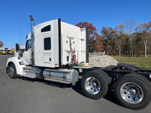 2023 KENWORTH W990 2023 KENWORTH W990 - image 3 of 6