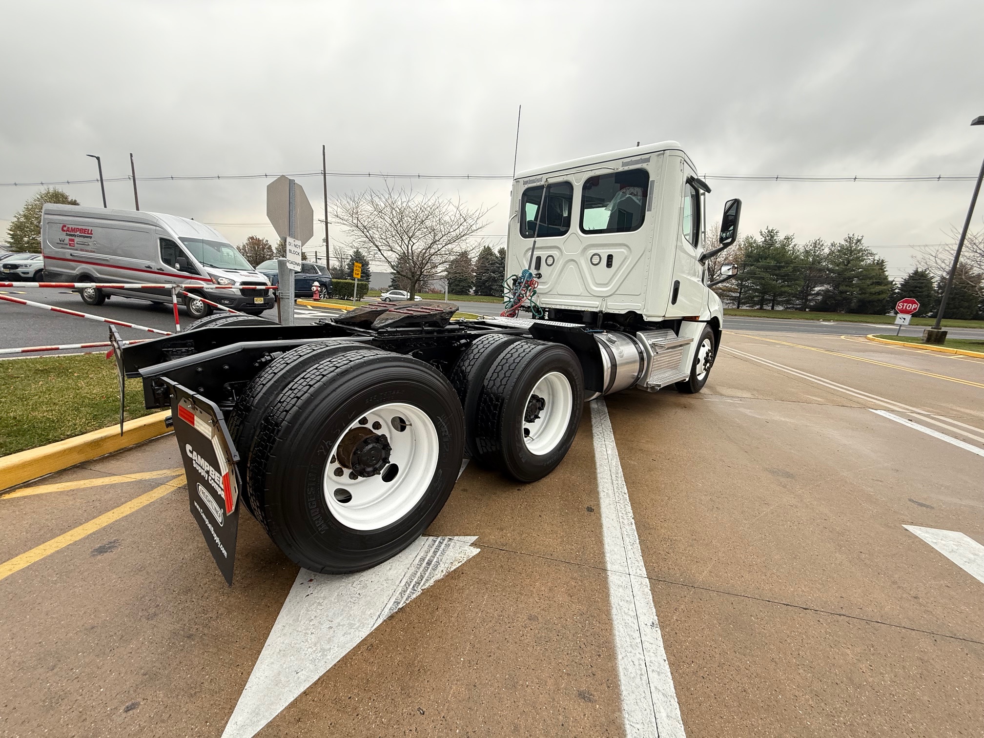2021 Freightliner CASCADIA 126 2021 Freightliner CASCADIA 126 - image 6 of 6