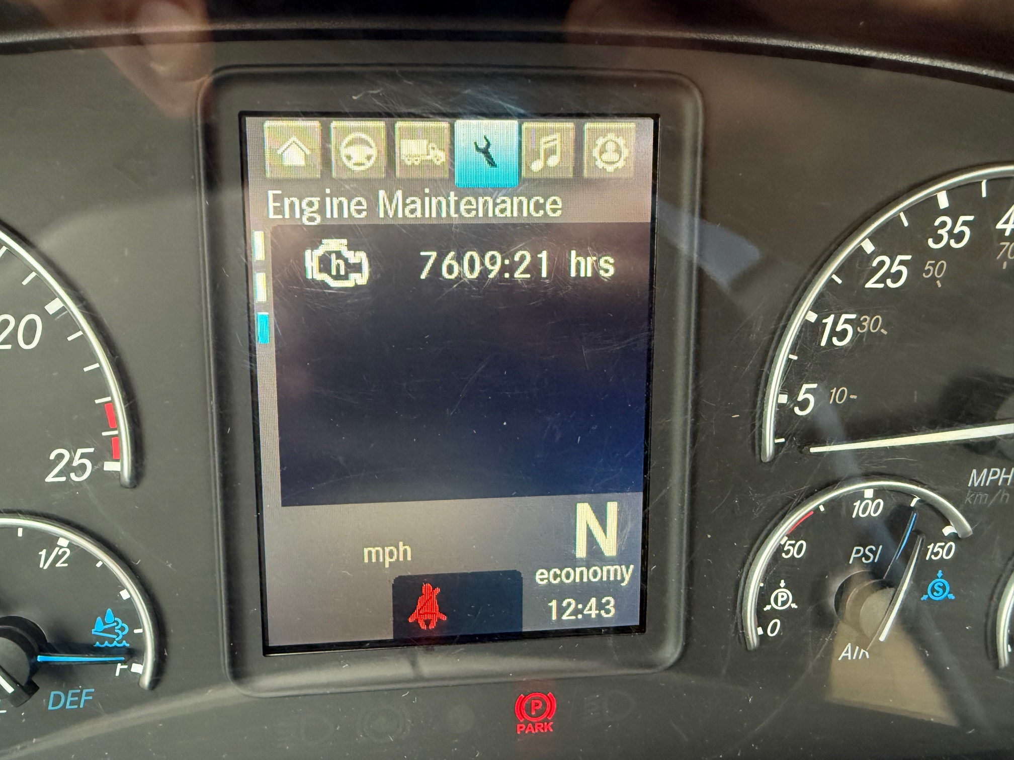 2021 Freightliner CASCADIA 126 212133-08 2021 Freightliner CASCADIA 126 212133-08