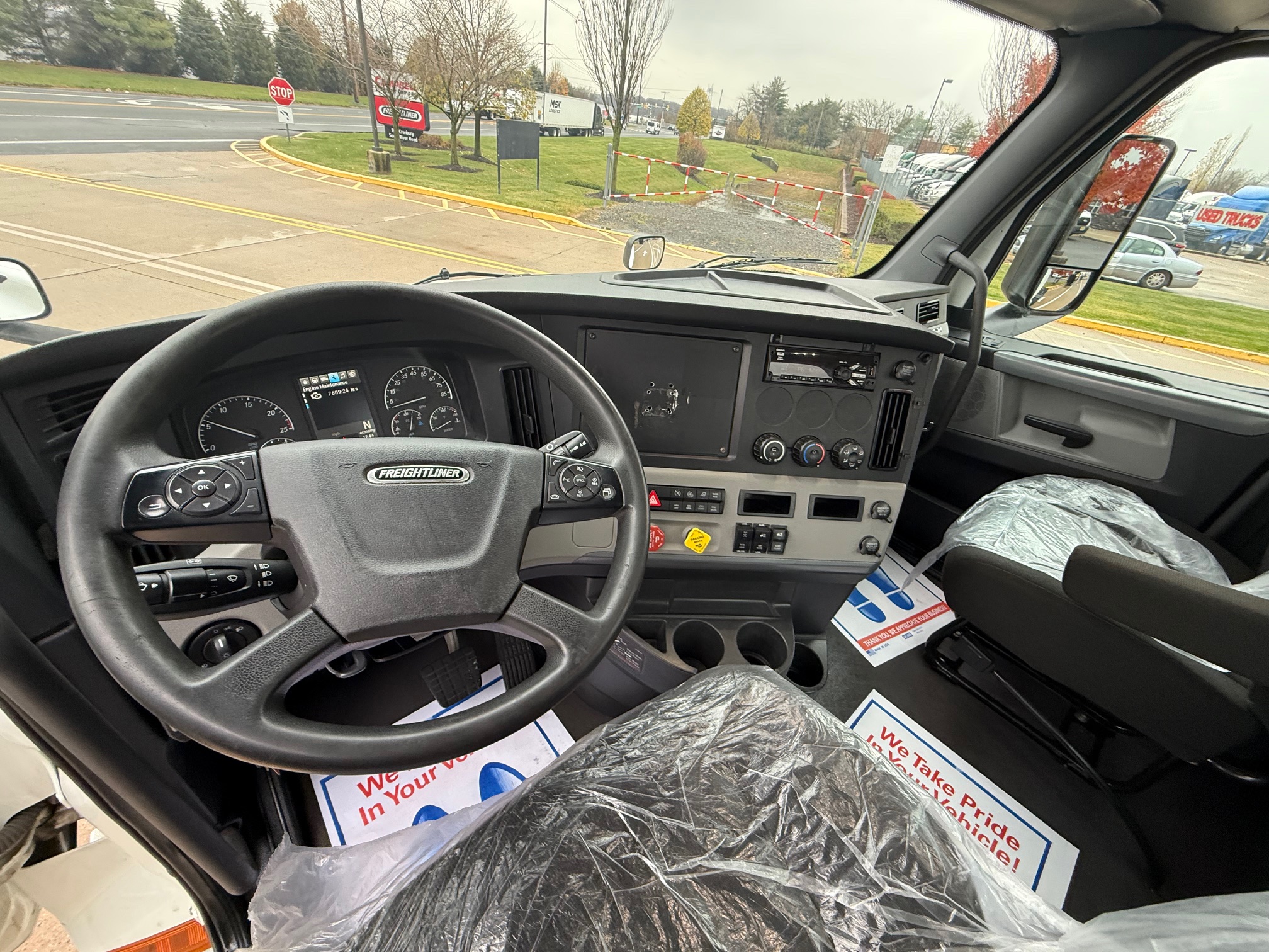 2021 Freightliner CASCADIA 126 212133-10 2021 Freightliner CASCADIA 126 212133-10