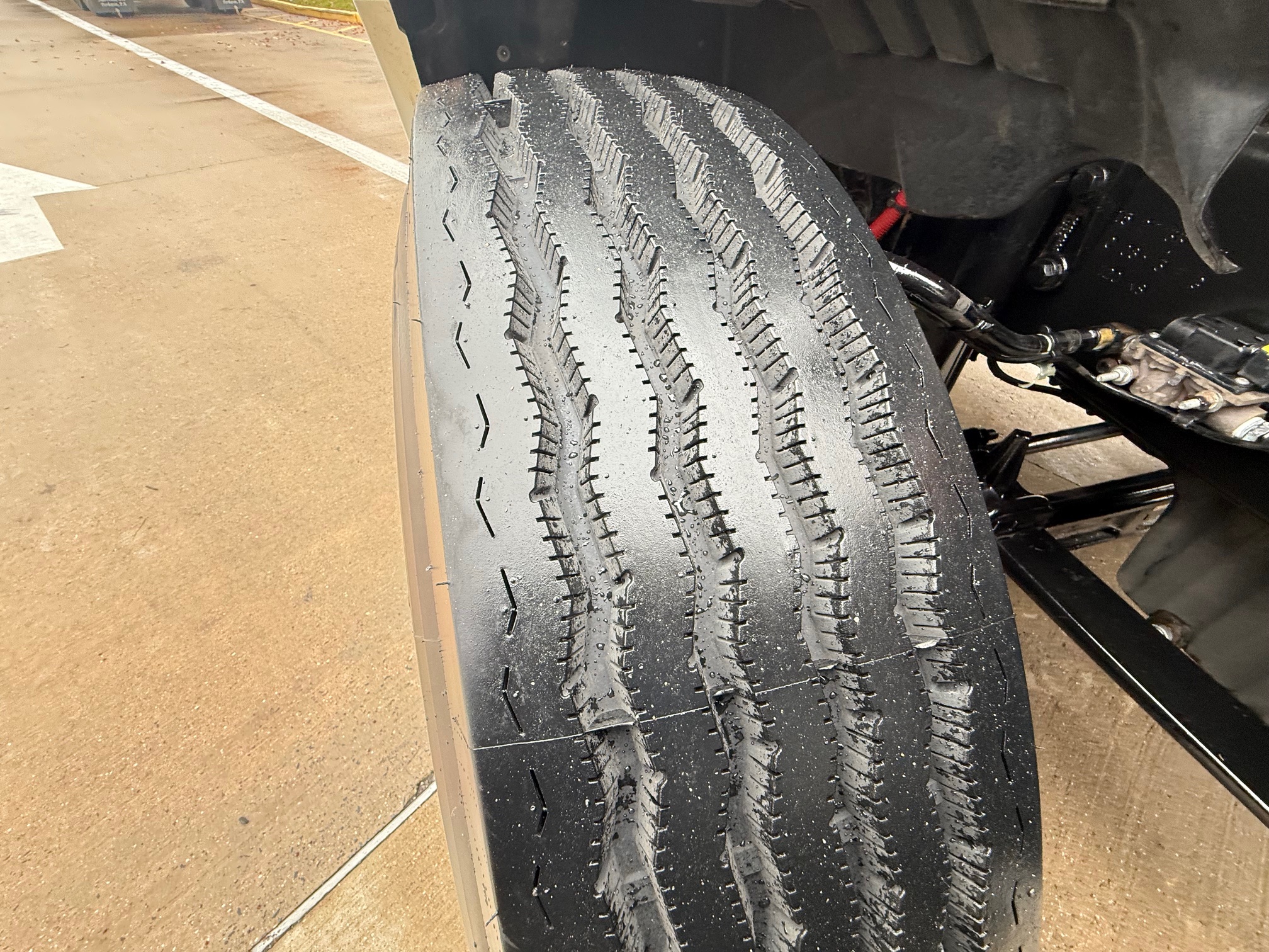 2021 Freightliner CASCADIA 126 212133-16 2021 Freightliner CASCADIA 126 212133-16