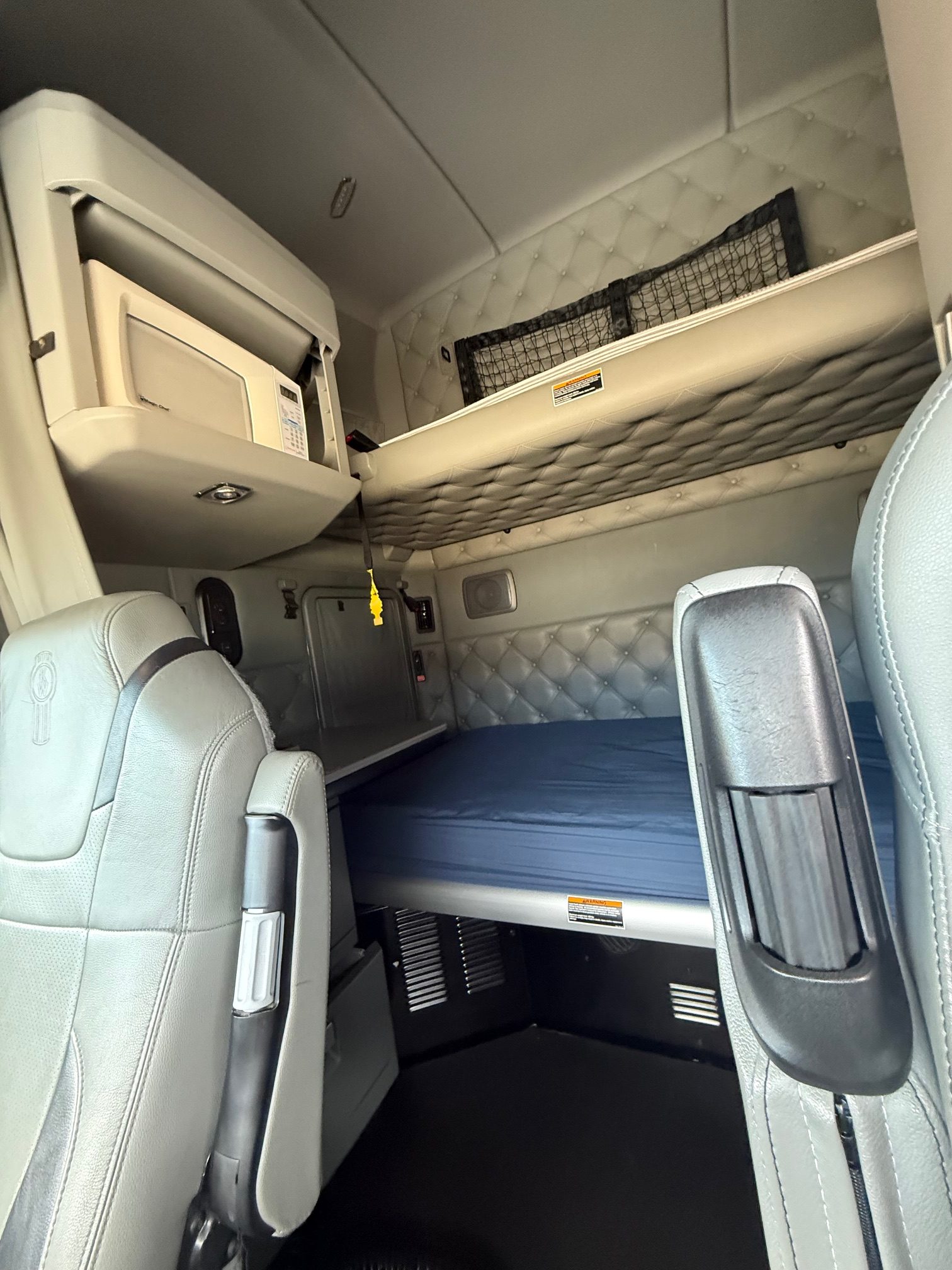 2021 KENWORTH T680 2021 KENWORTH T680 - image 4 of 6