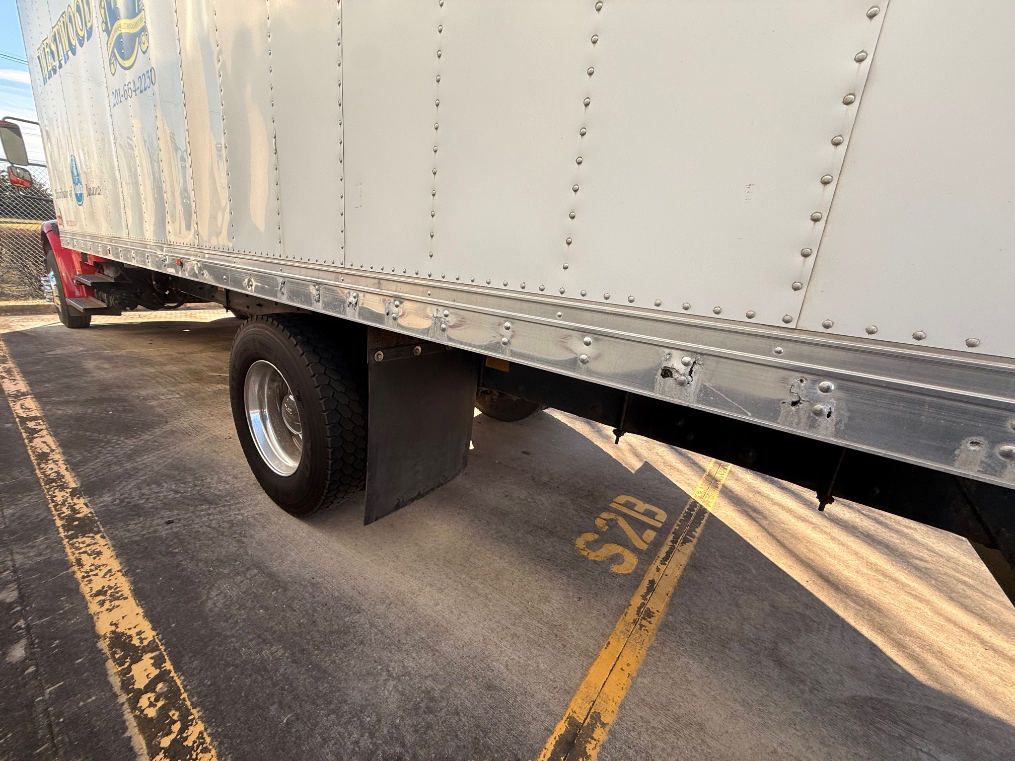 2010 Freightliner M2106 123362-11 2010 Freightliner M2106 123362-11