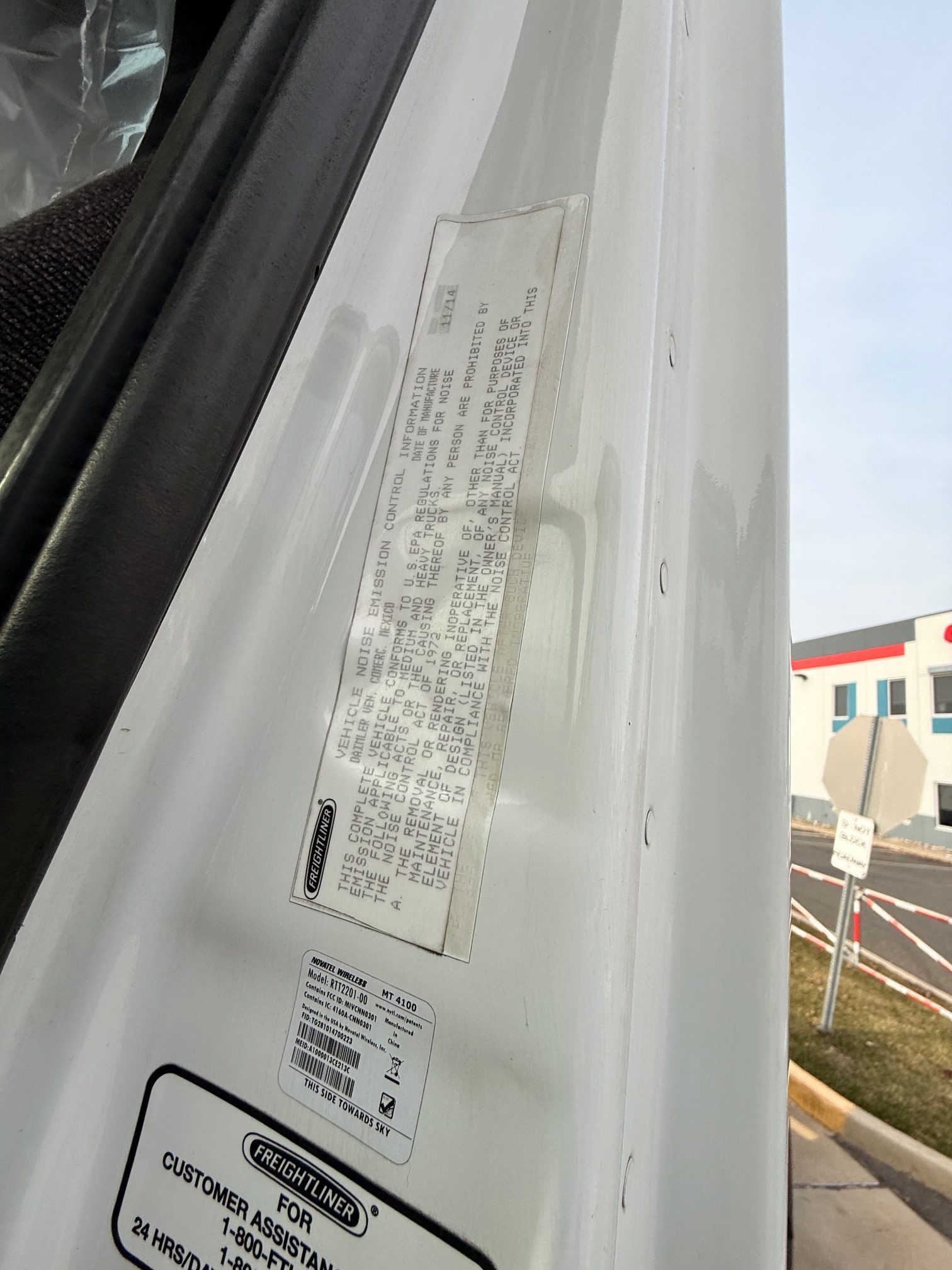 2015 Freightliner CASCADIA 145746-19 2015 Freightliner CASCADIA 145746-19