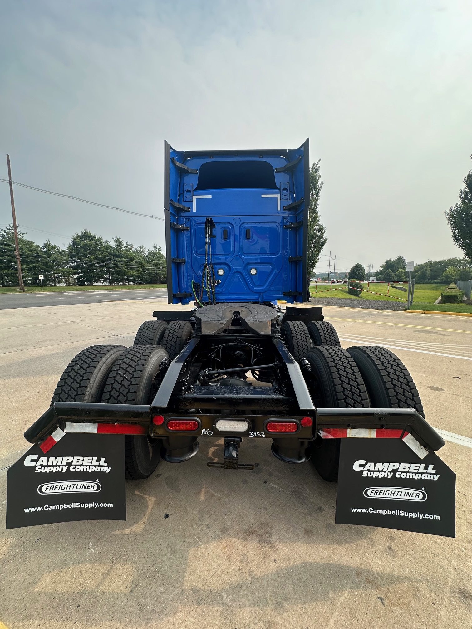 2022 Freightliner CASCADIA PT126S - image 5 of 6