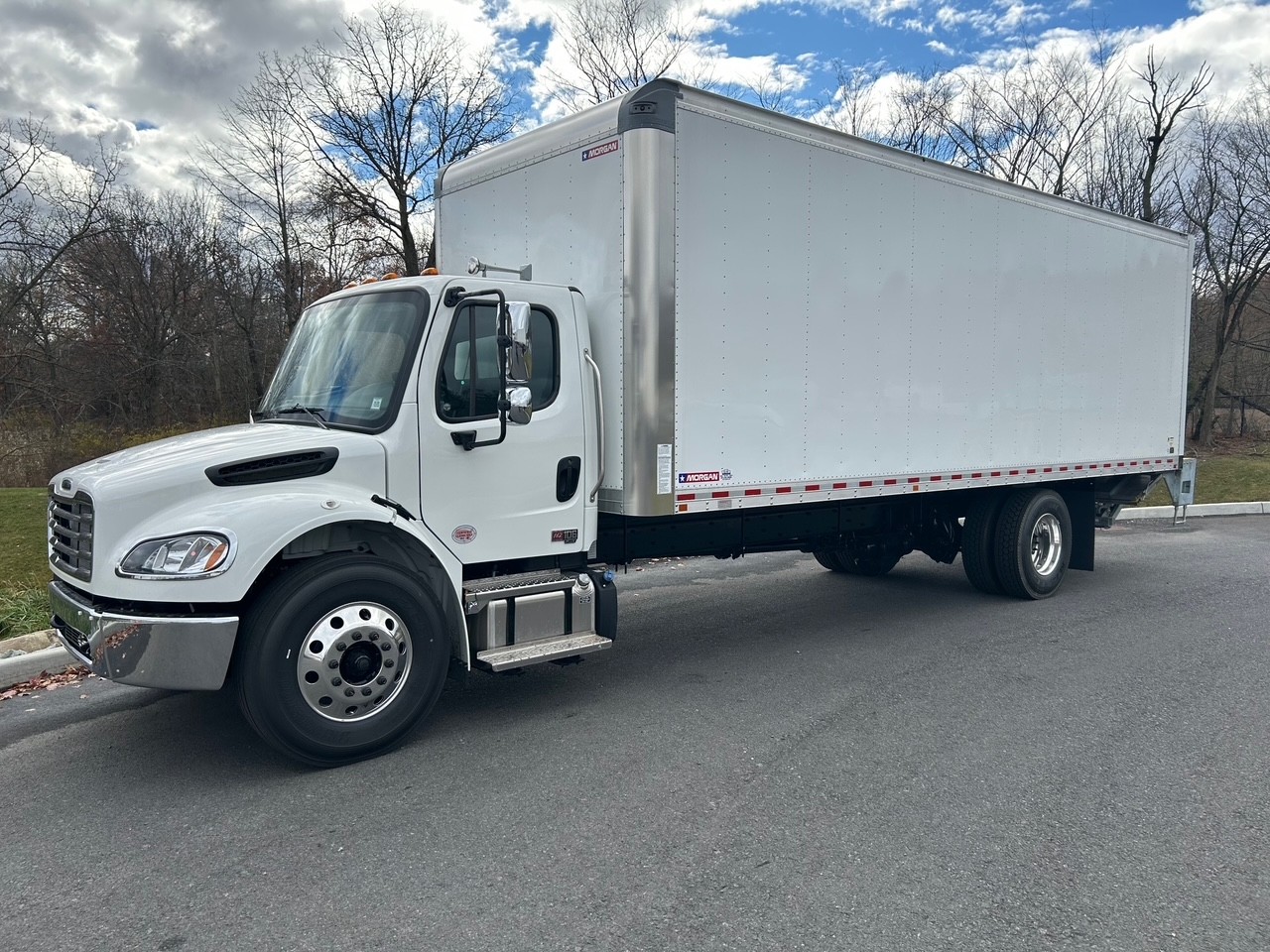 2026 Freightliner M2106 2026 Freightliner M2106 - image 1 of 6
