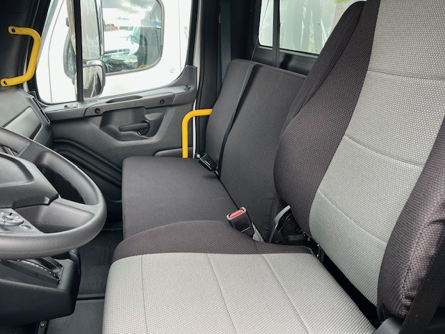 2026 Freightliner M2106 2026 Freightliner M2106 - image 2 of 6