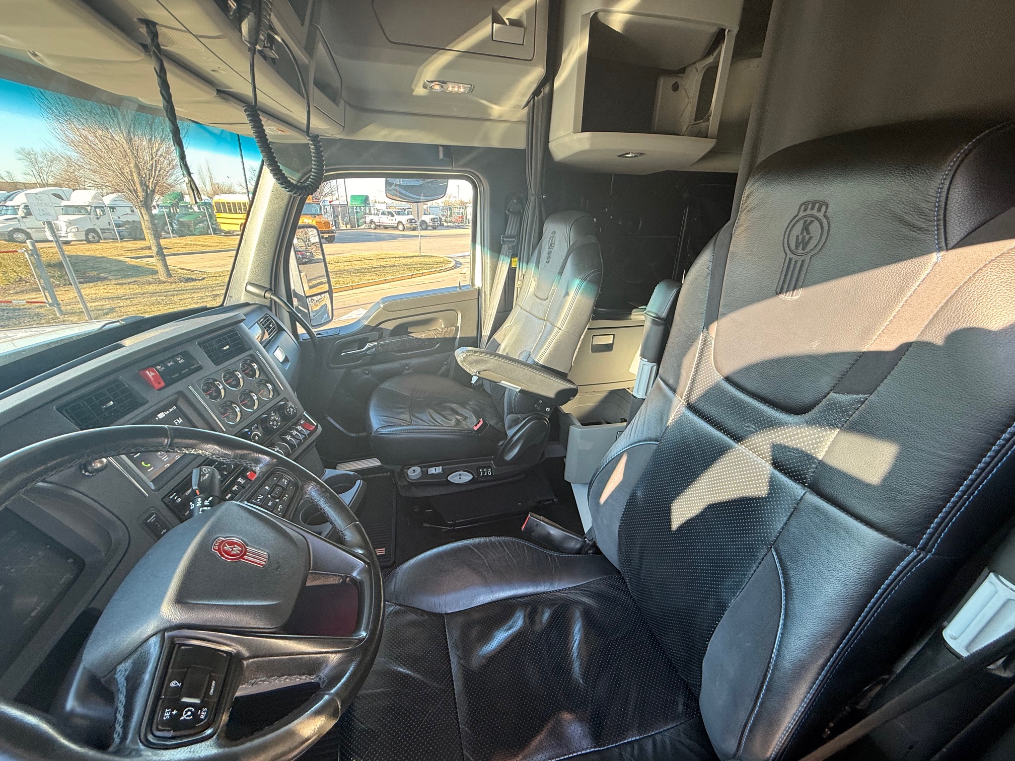 2023 KENWORTH W990 211919-07 2023 KENWORTH W990 211919-07