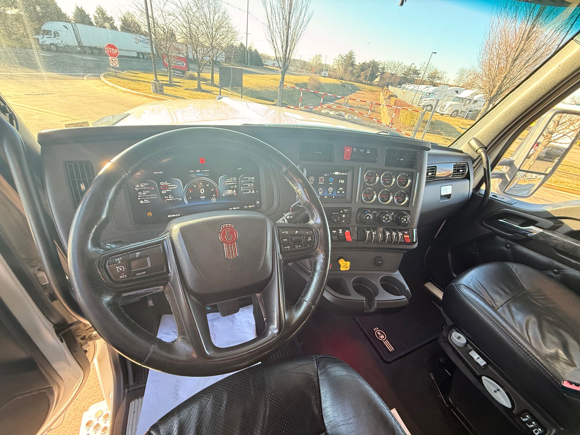 2023 KENWORTH W990 211919-09 2023 KENWORTH W990 211919-09