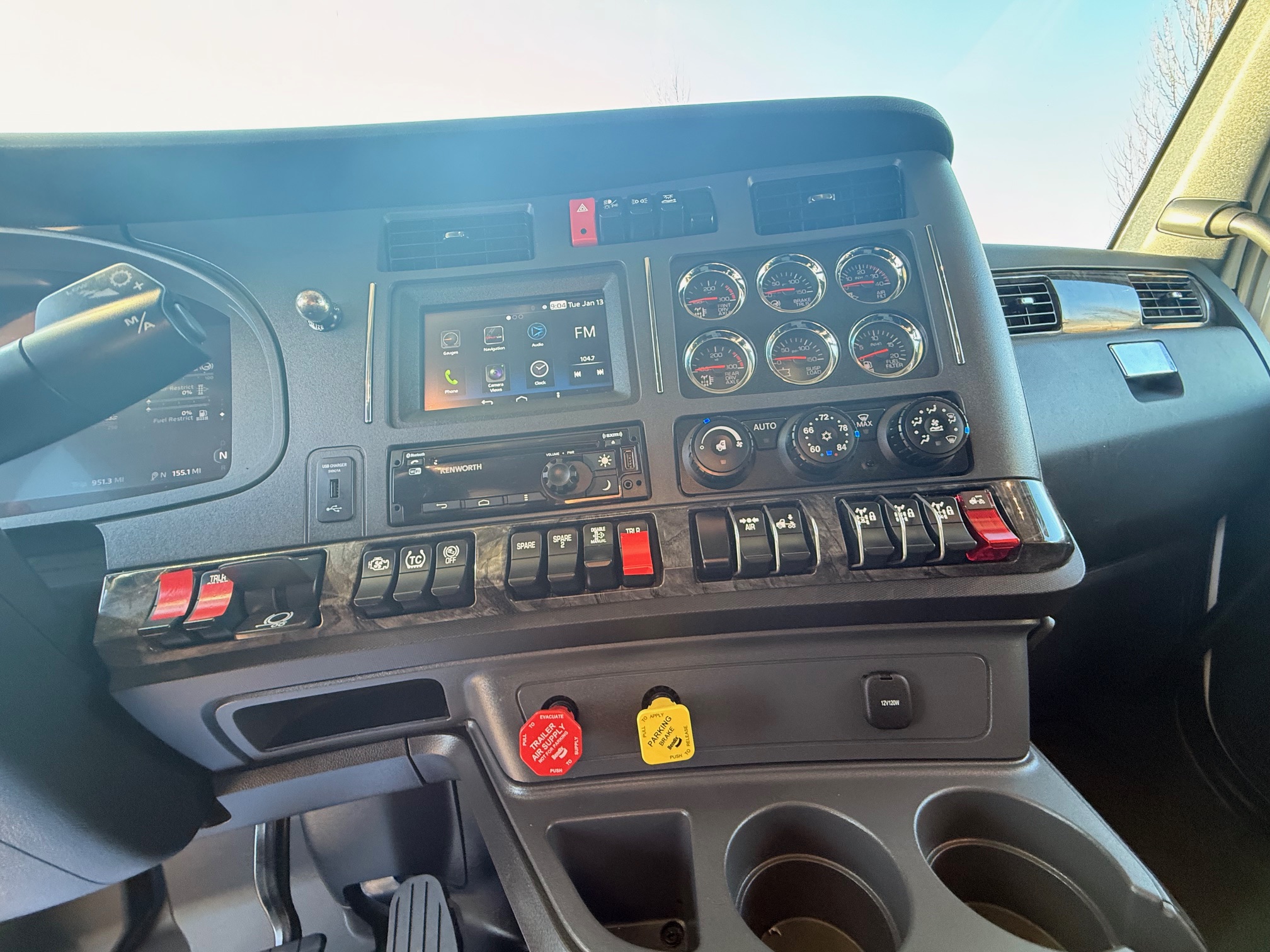 2023 KENWORTH W990 211919-10 2023 KENWORTH W990 211919-10