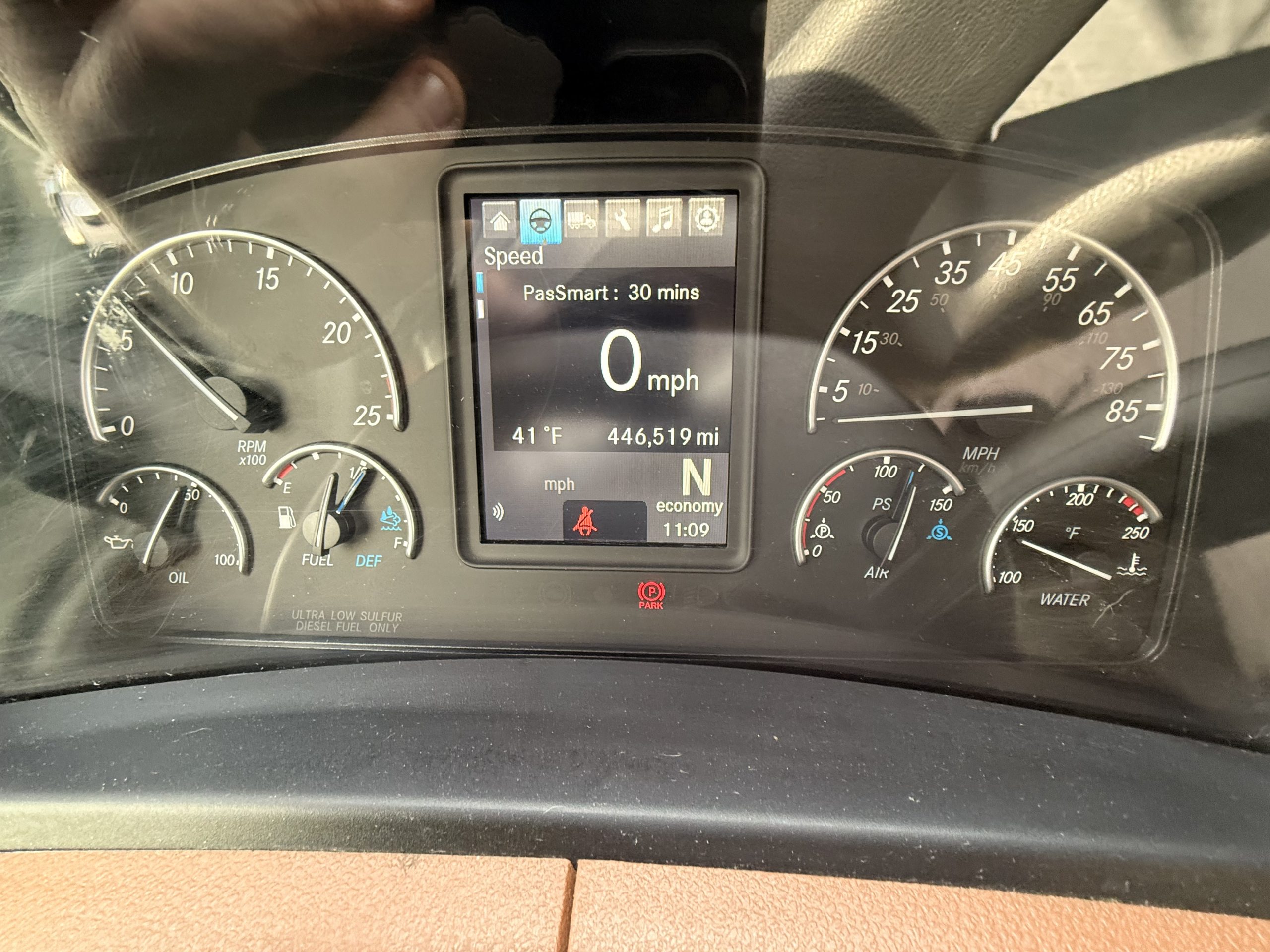 2023 FREIGHTLINER CASCADIA PT126S 213263-08 2023 FREIGHTLINER CASCADIA PT126S 213263-08