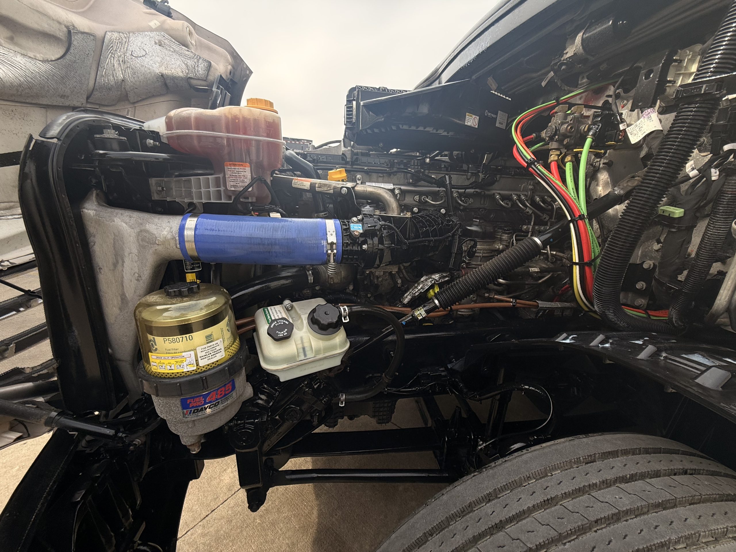 2023 FREIGHTLINER CASCADIA PT126S 213263-10 2023 FREIGHTLINER CASCADIA PT126S 213263-10