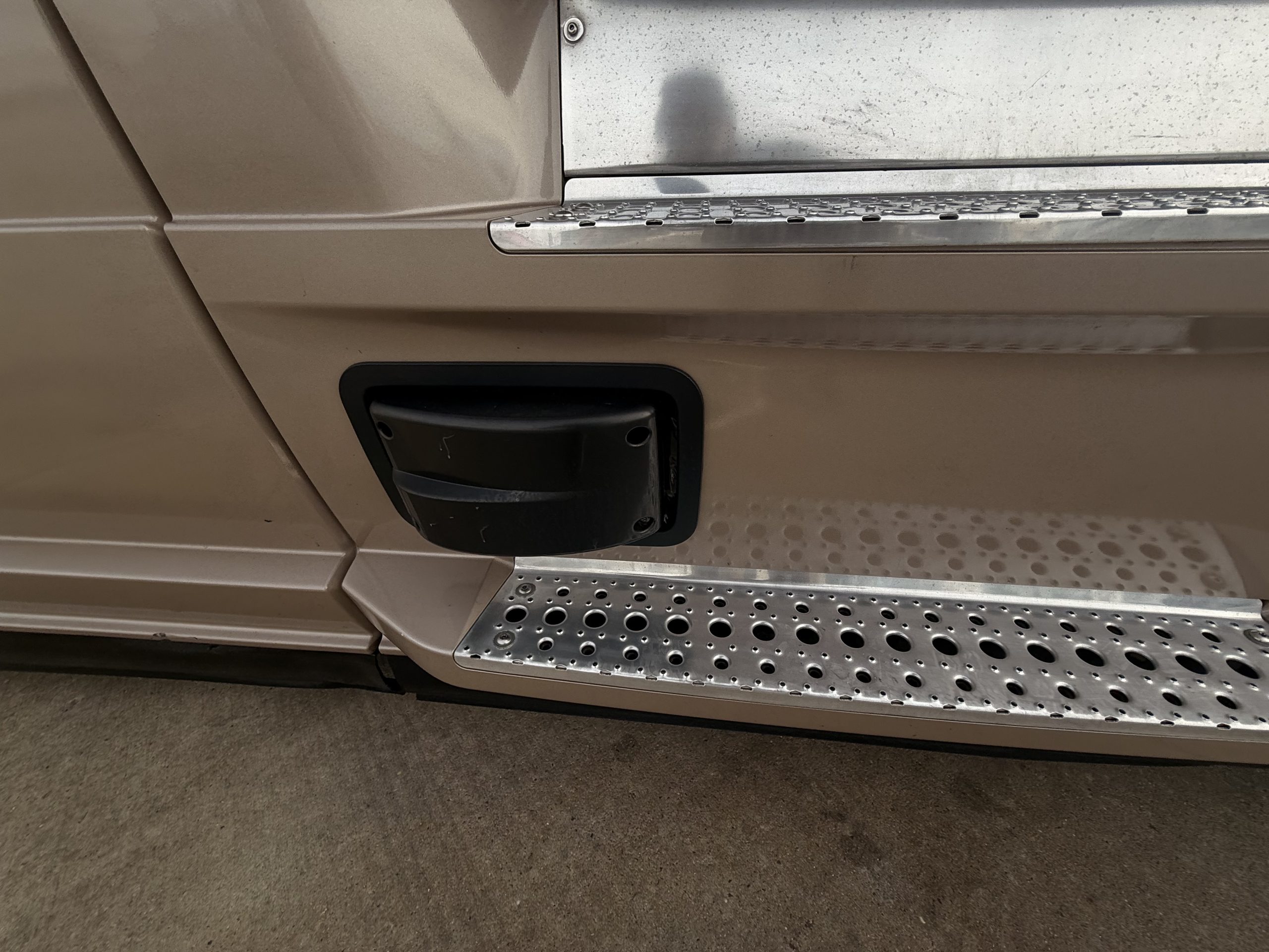 2023 FREIGHTLINER CASCADIA PT126S 213263-24 2023 FREIGHTLINER CASCADIA PT126S 213263-24