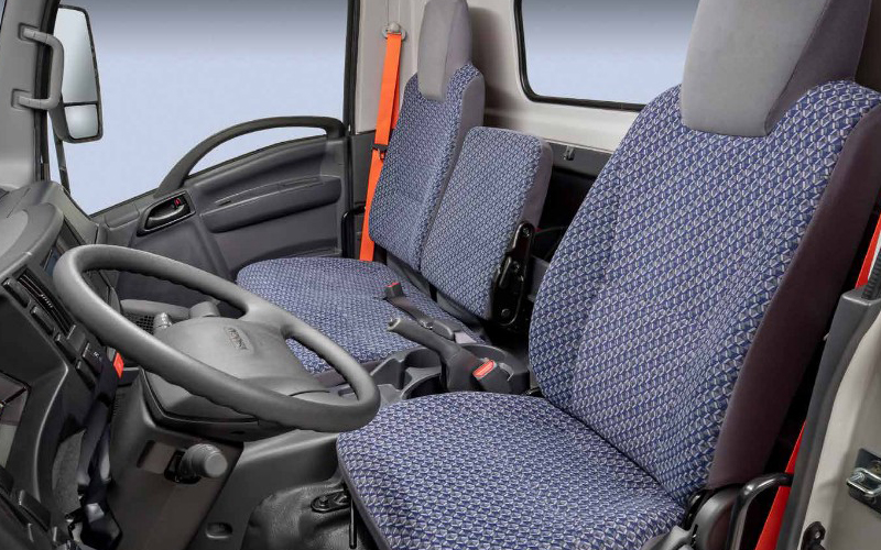 Isuzu NPR-HD Isuzu NPR-HD - image 3 of 4