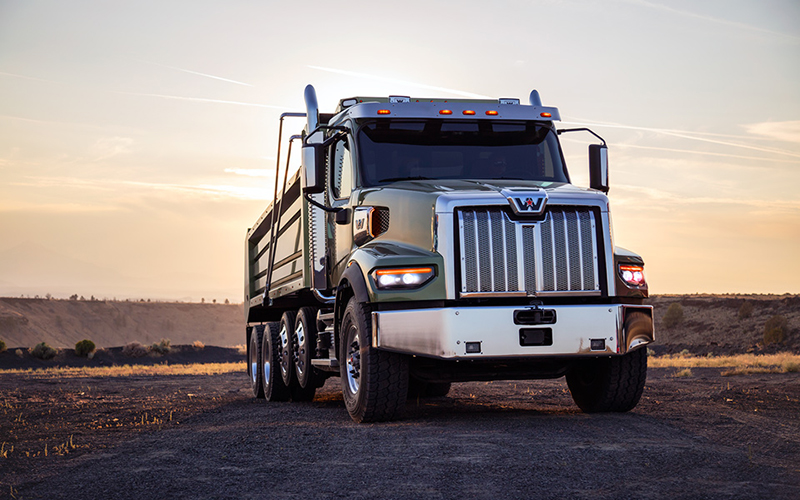 Western Star 49X - image 1 of 6
