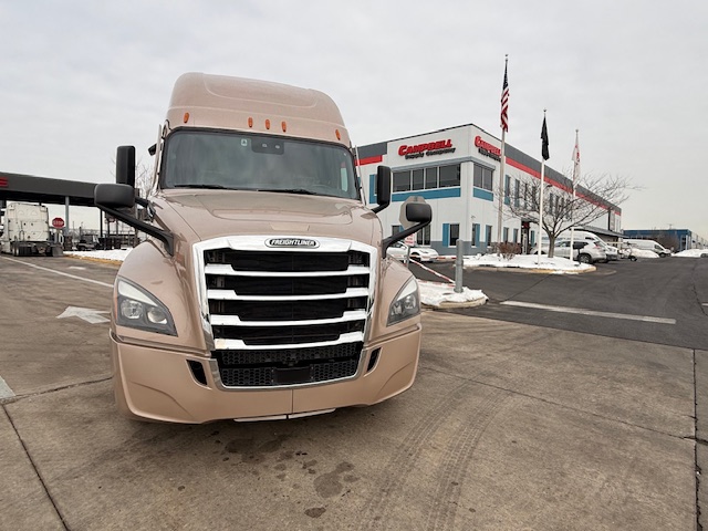 2023 FREIGHTLINER CASCADIA PT126S 213261-02 2023 FREIGHTLINER CASCADIA PT126S 213261-02