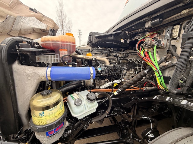 2023 FREIGHTLINER CASCADIA PT126S 213261-11 2023 FREIGHTLINER CASCADIA PT126S 213261-11