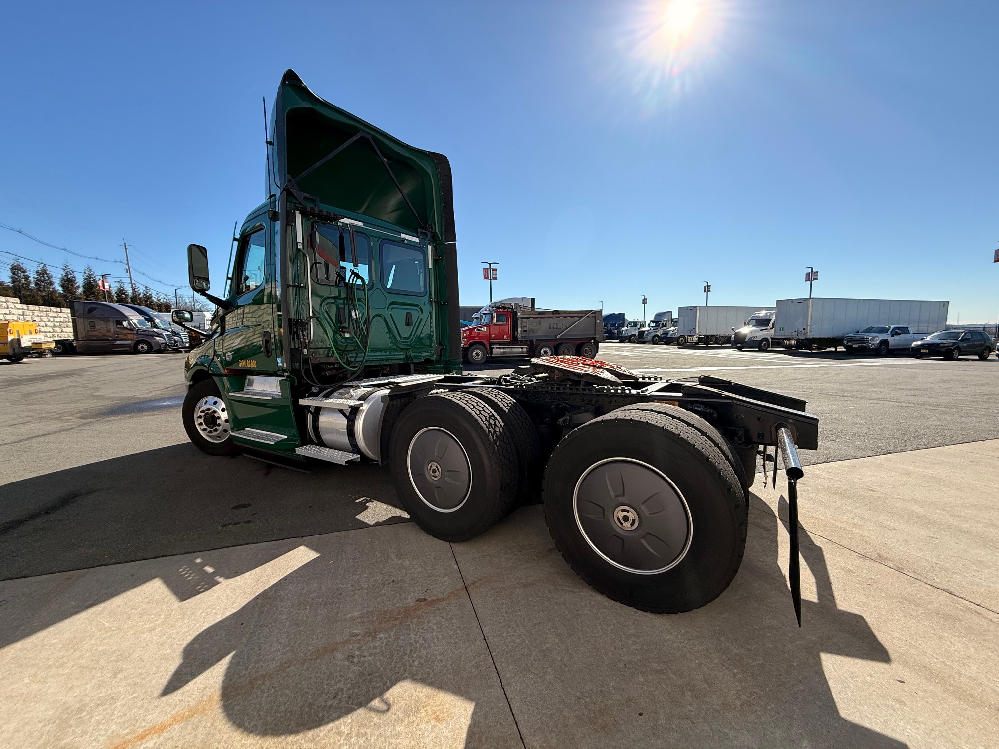 2021 Freightliner CASCADIA PT126D - image 6 of 6