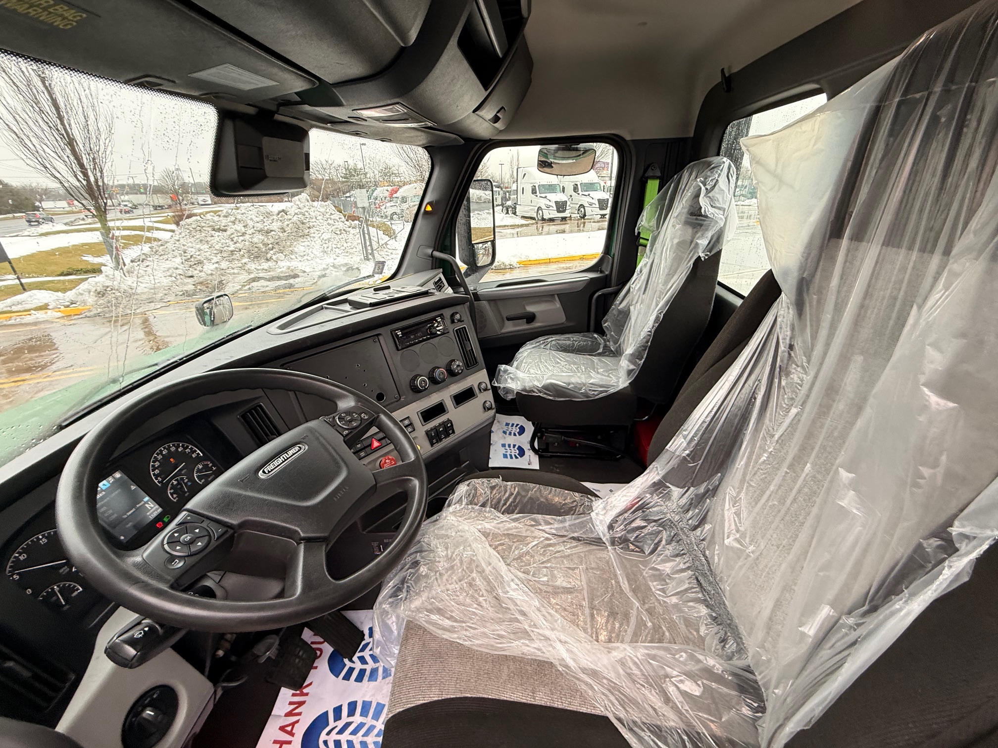 2021 FREIGHTLINER CASCADIA PT126D 180704-10 2021 FREIGHTLINER CASCADIA PT126D 180704-10