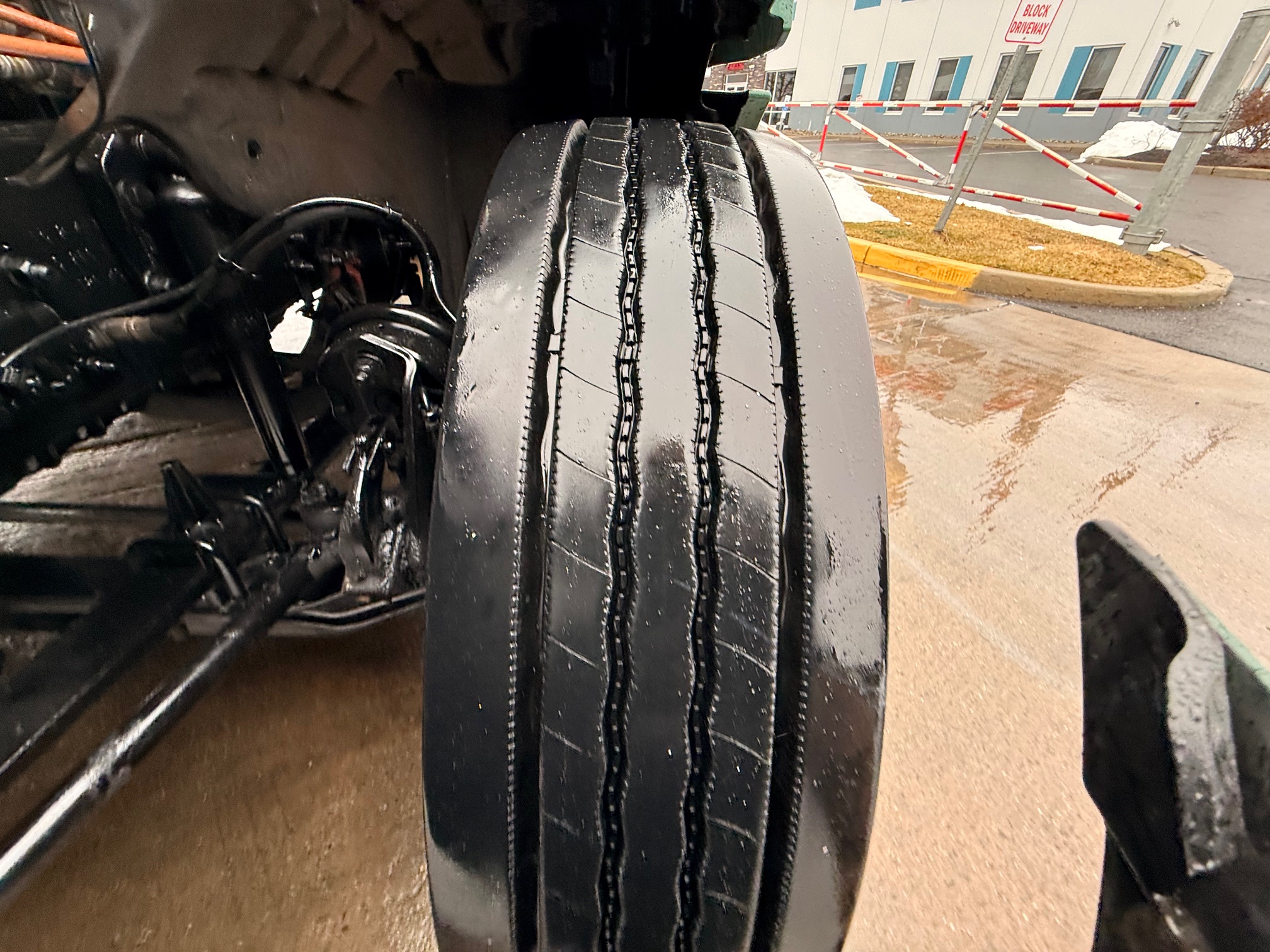 2021 FREIGHTLINER CASCADIA PT126D 180704-15 2021 FREIGHTLINER CASCADIA PT126D 180704-15