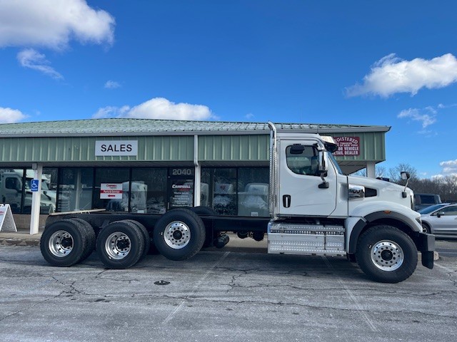 2026 Western Star Trucks 49X 2026 Western Star Trucks 49X - image 3 of 6