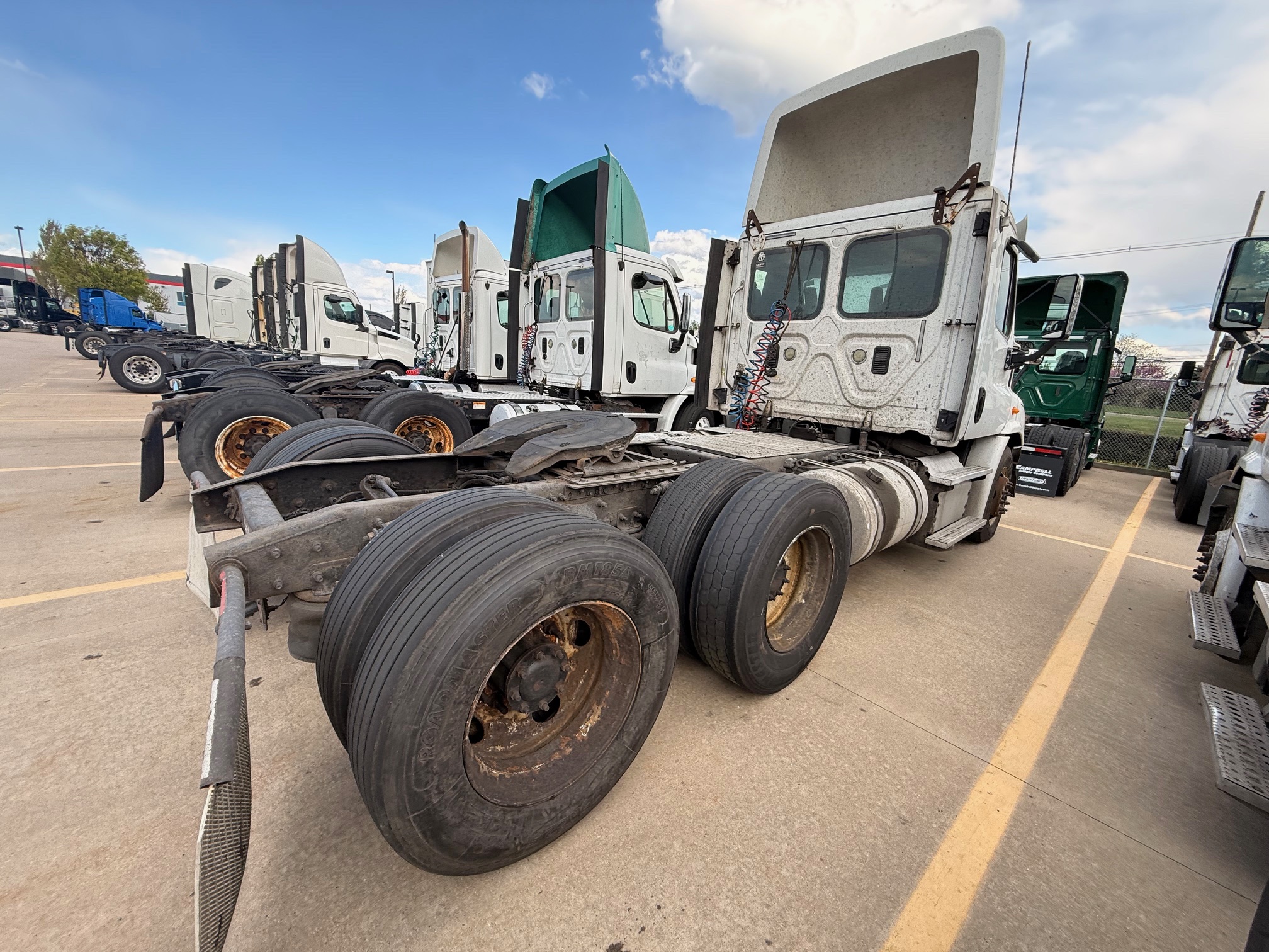 2013 Freightliner CASCADIA - image 6 of 6