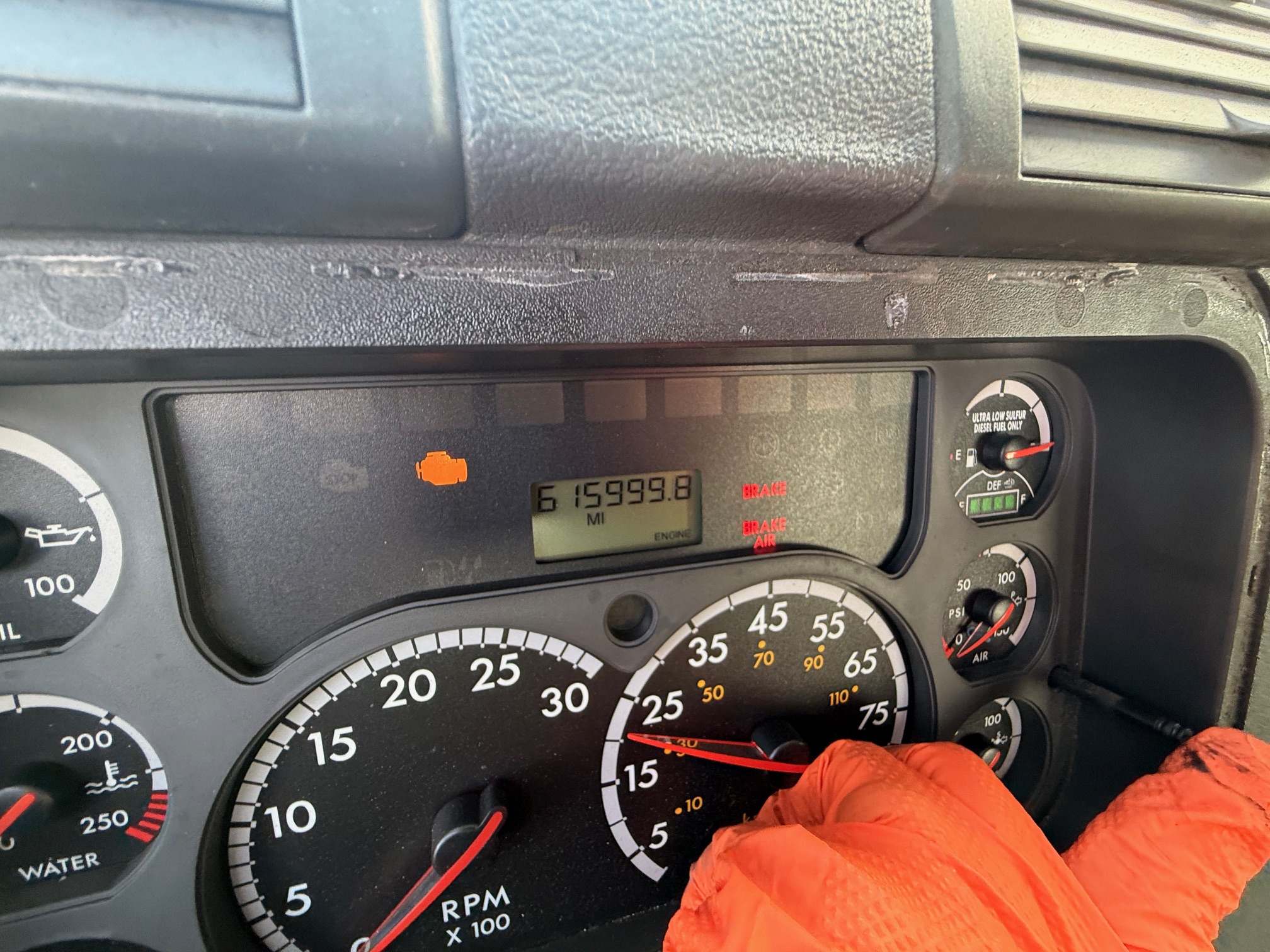 2013 Freightliner CASCADIA CA113D 135898-11 2013 Freightliner CASCADIA CA113D 135898-11