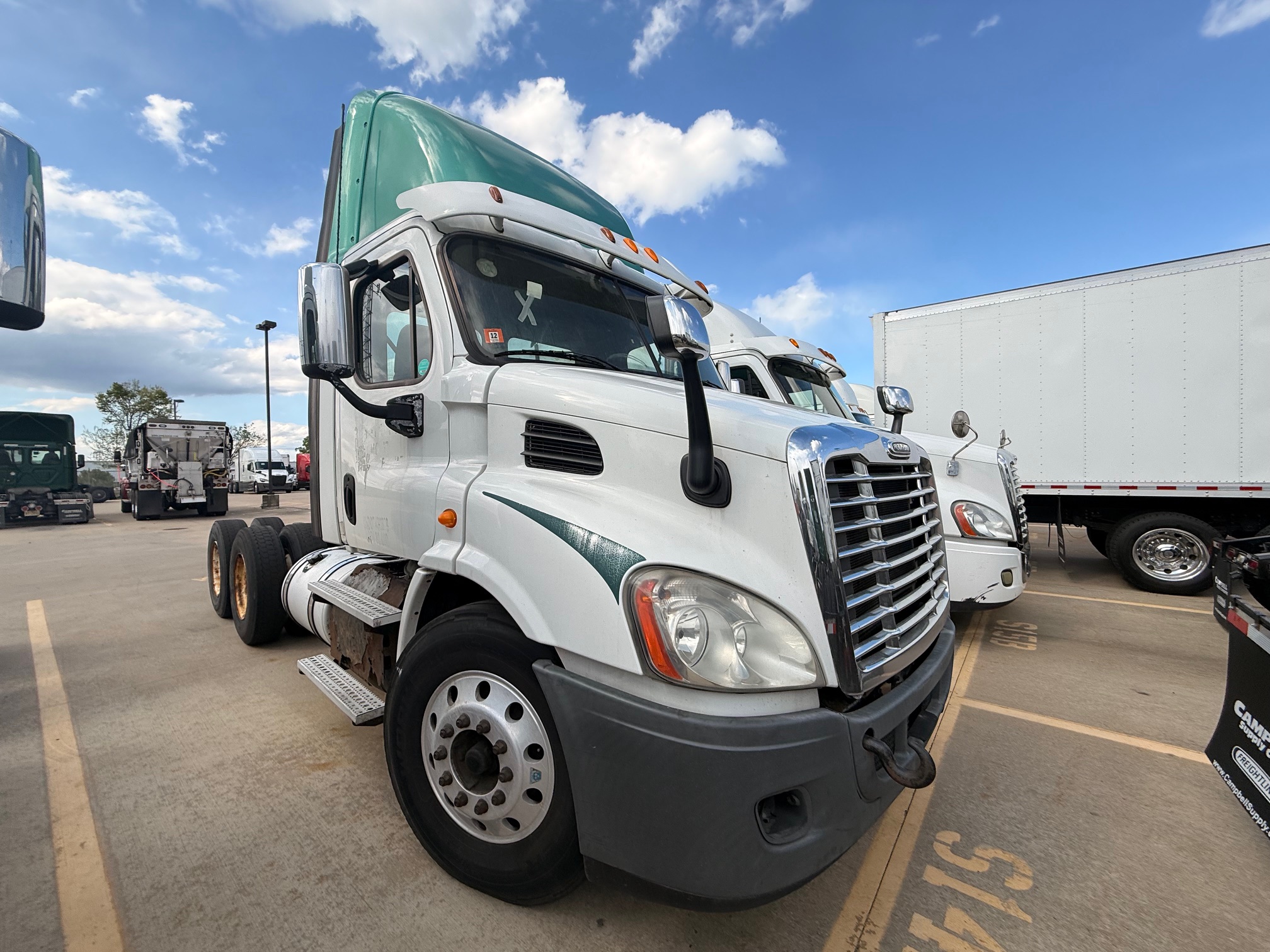 2013 Freightliner CA113DC - image 1 of 6