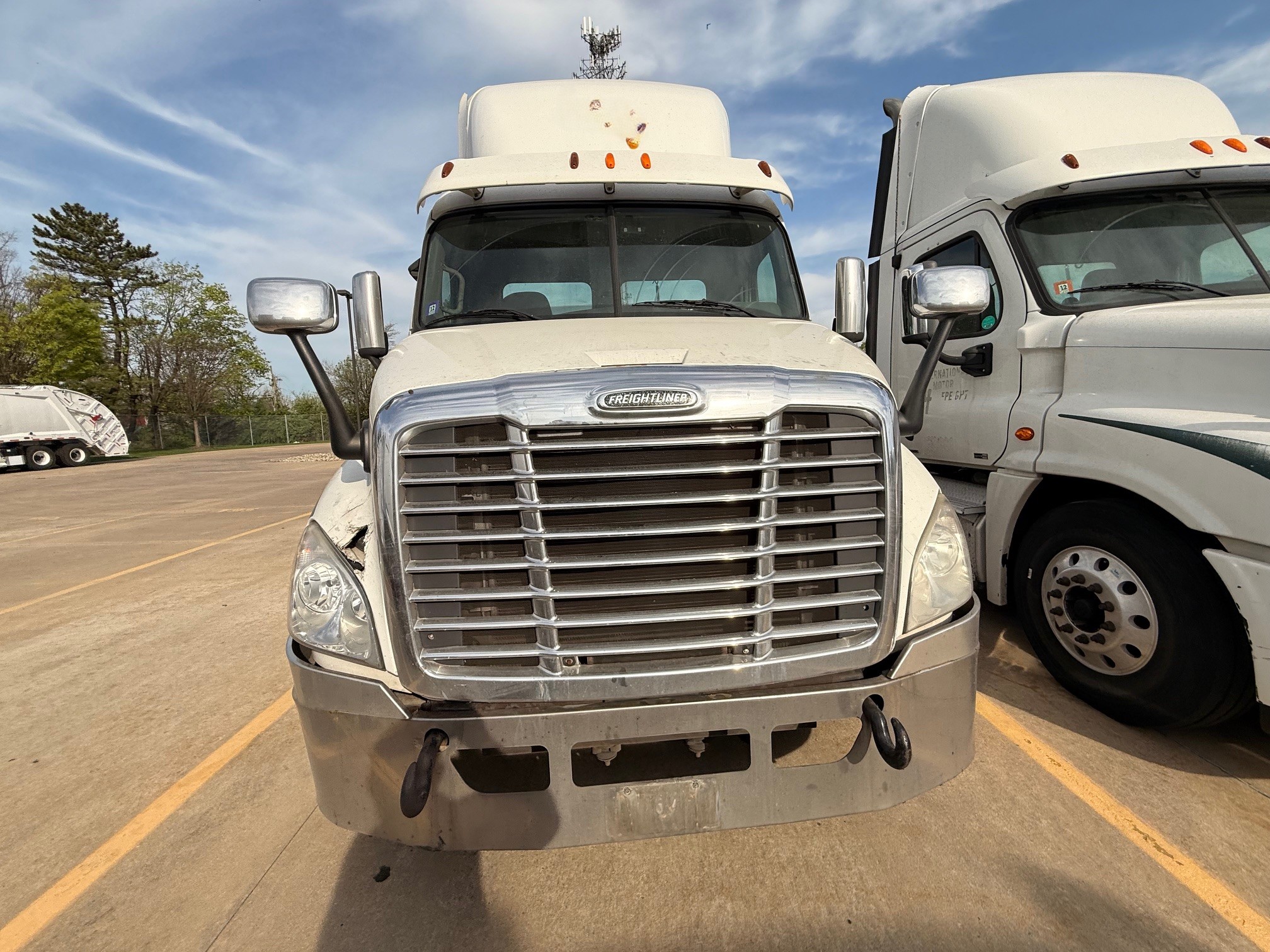 2013 Freightliner PX113064S T - image 2 of 6