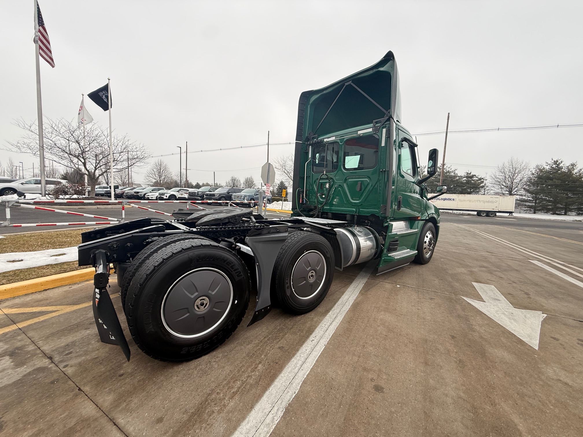 2021 Freightliner CASCADIA PT126D 2021 Freightliner CASCADIA PT126D - image 6 of 6