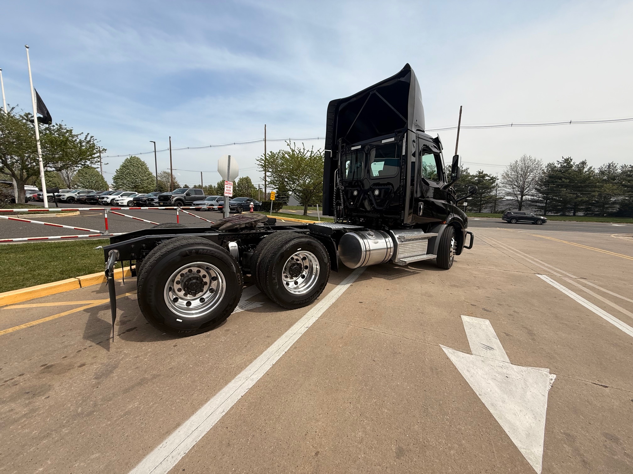 2022 Freightliner CASCADIA 116 - image 6 of 6