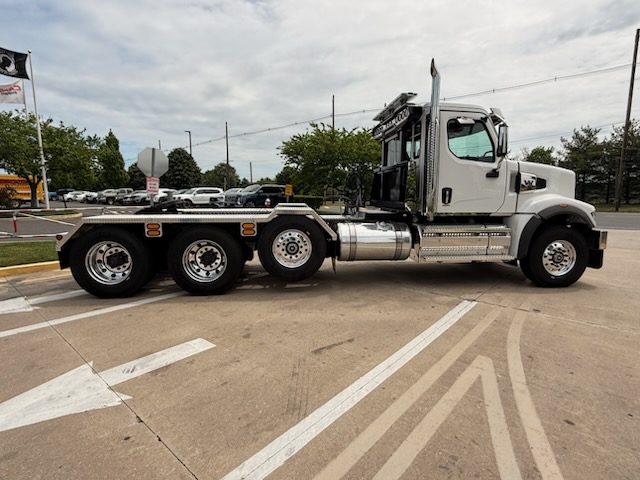 2025 Western Star Trucks 49X - image 6 of 6
