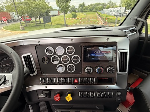 2025 Western Star Trucks 49X 207916-11 2025 Western Star Trucks 49X 207916-11
