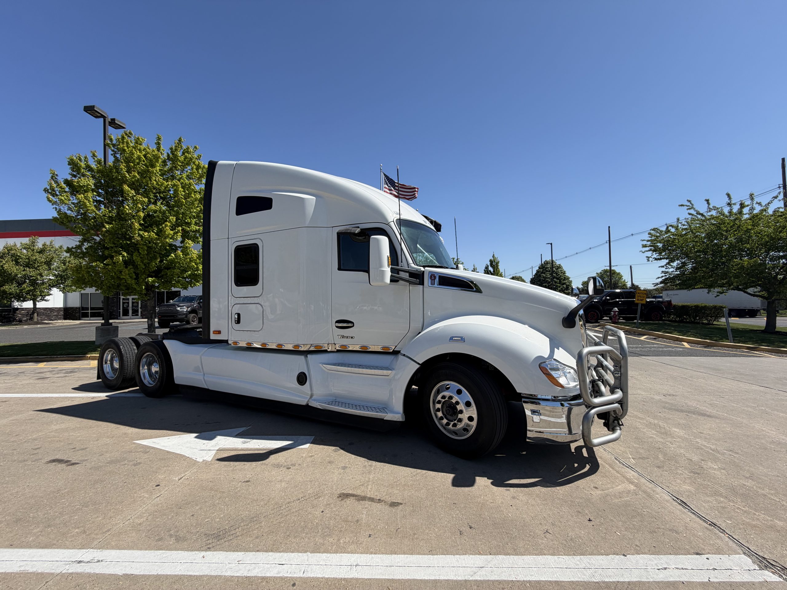 2022 KENWORTH CONSTRUCTION 2022 KENWORTH CONSTRUCTION - image 3 of 6