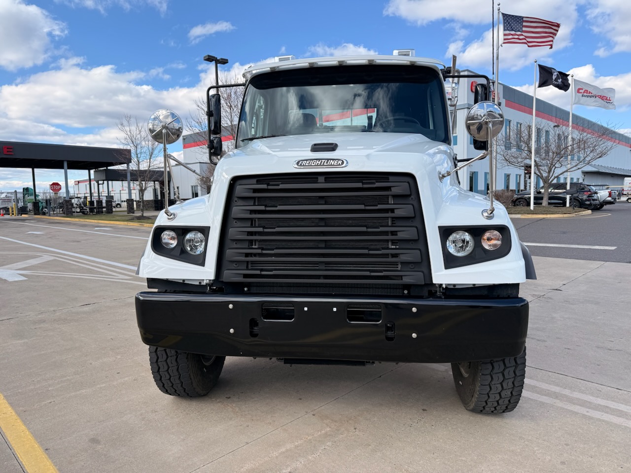 2026 Freightliner 114SD 2026 Freightliner 114SD - image 2 of 6