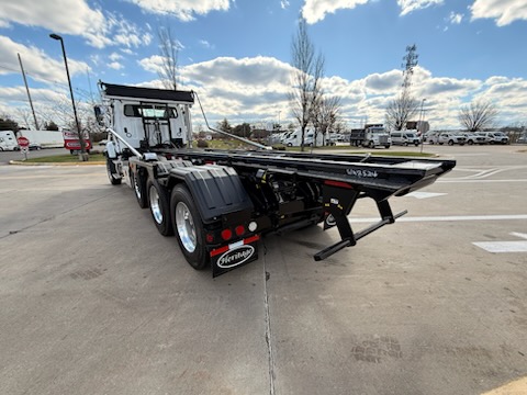 2026 Freightliner 114SD 2026 Freightliner 114SD - image 5 of 6