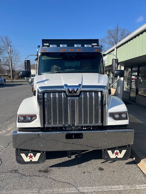 2026 Western Star Trucks 49X 2026 Western Star Trucks 49X - image 1 of 6