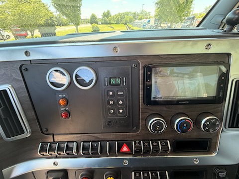 2027 Western Star Trucks 47X 213209-11 2027 Western Star Trucks 47X 213209-11