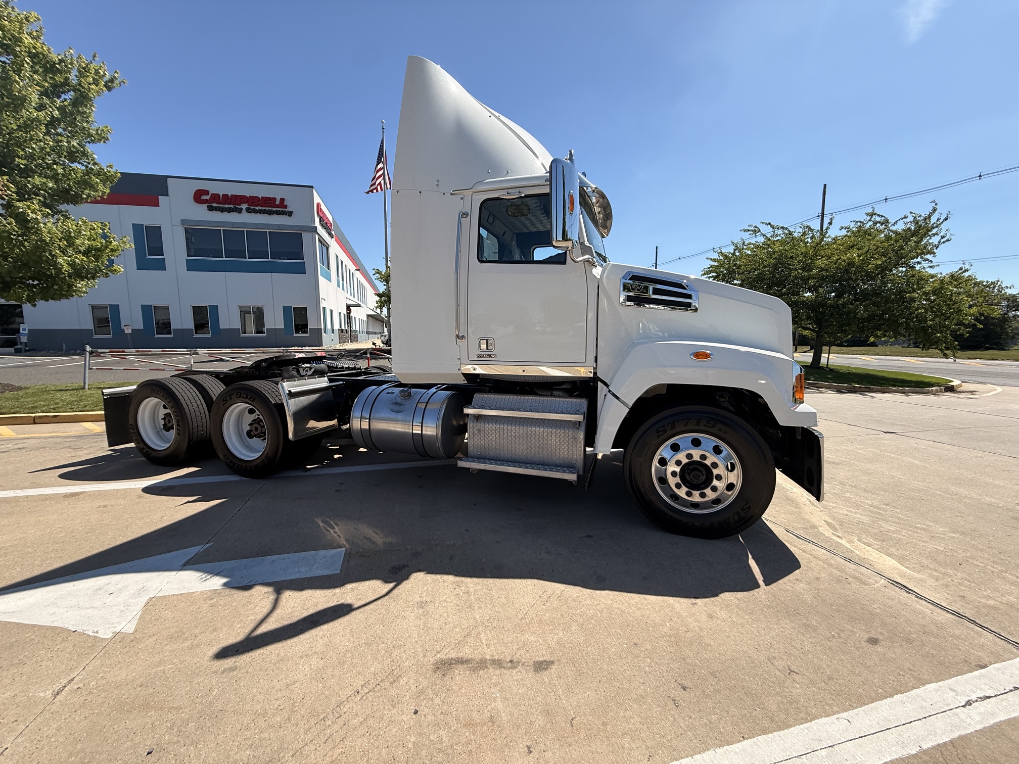 2020 Western Star Trucks 4700SF 2020 Western Star Trucks 4700SF - image 1 of 6