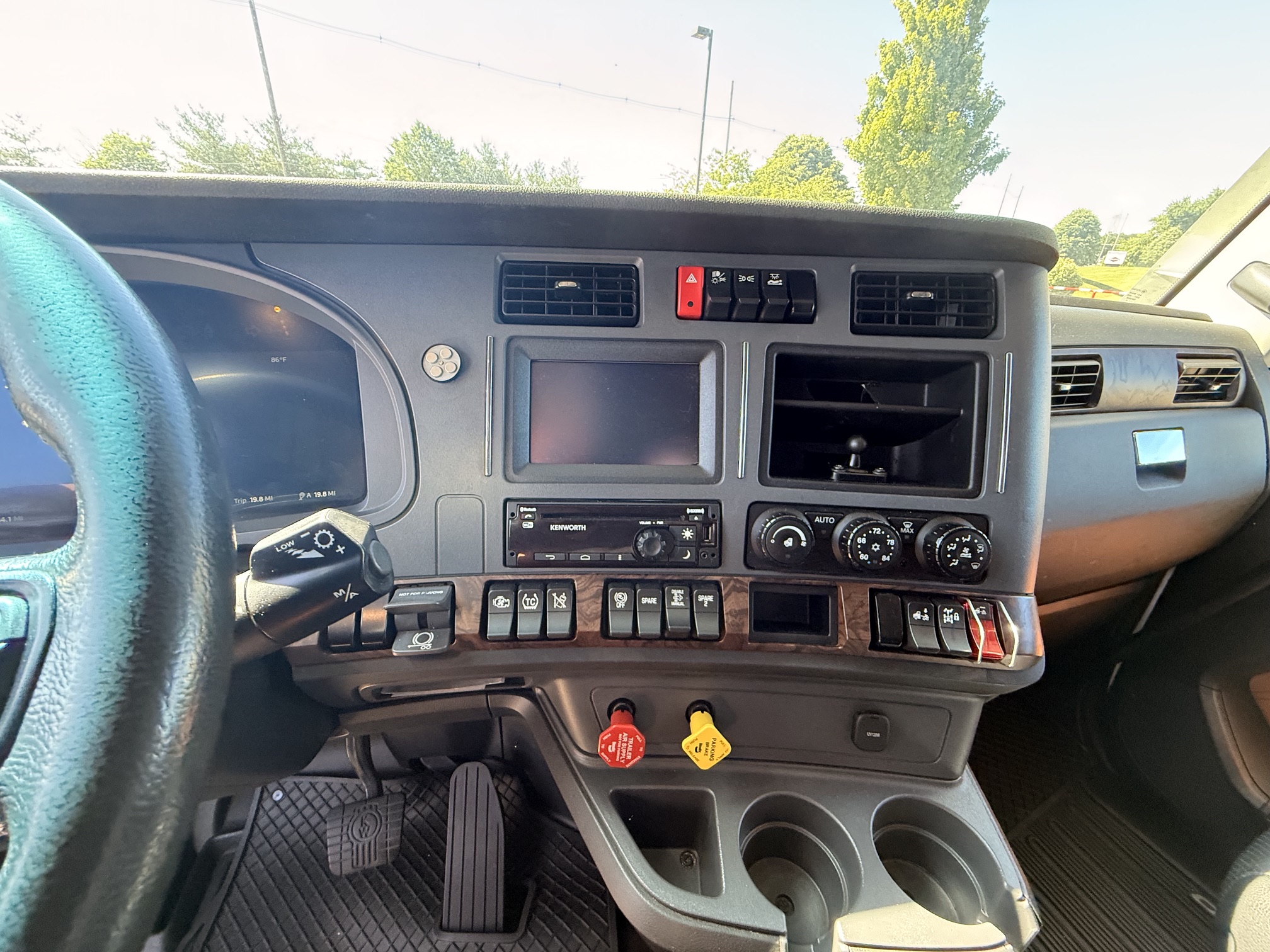 2022 KENWORTH CONSTRUCTION 215907-11 2022 KENWORTH CONSTRUCTION 215907-11