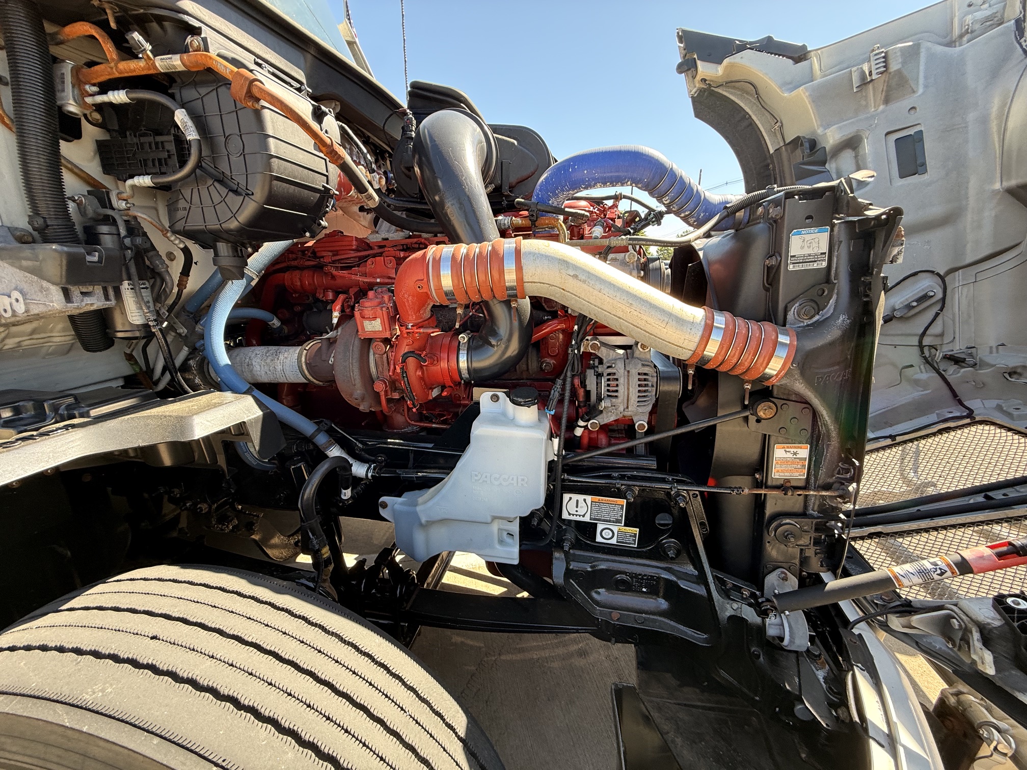 2022 KENWORTH CONSTRUCTION 215907-15 2022 KENWORTH CONSTRUCTION 215907-15