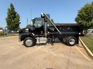 2027 Western Star Trucks 47X 2027 Western Star Trucks 47X - image 2 of 6