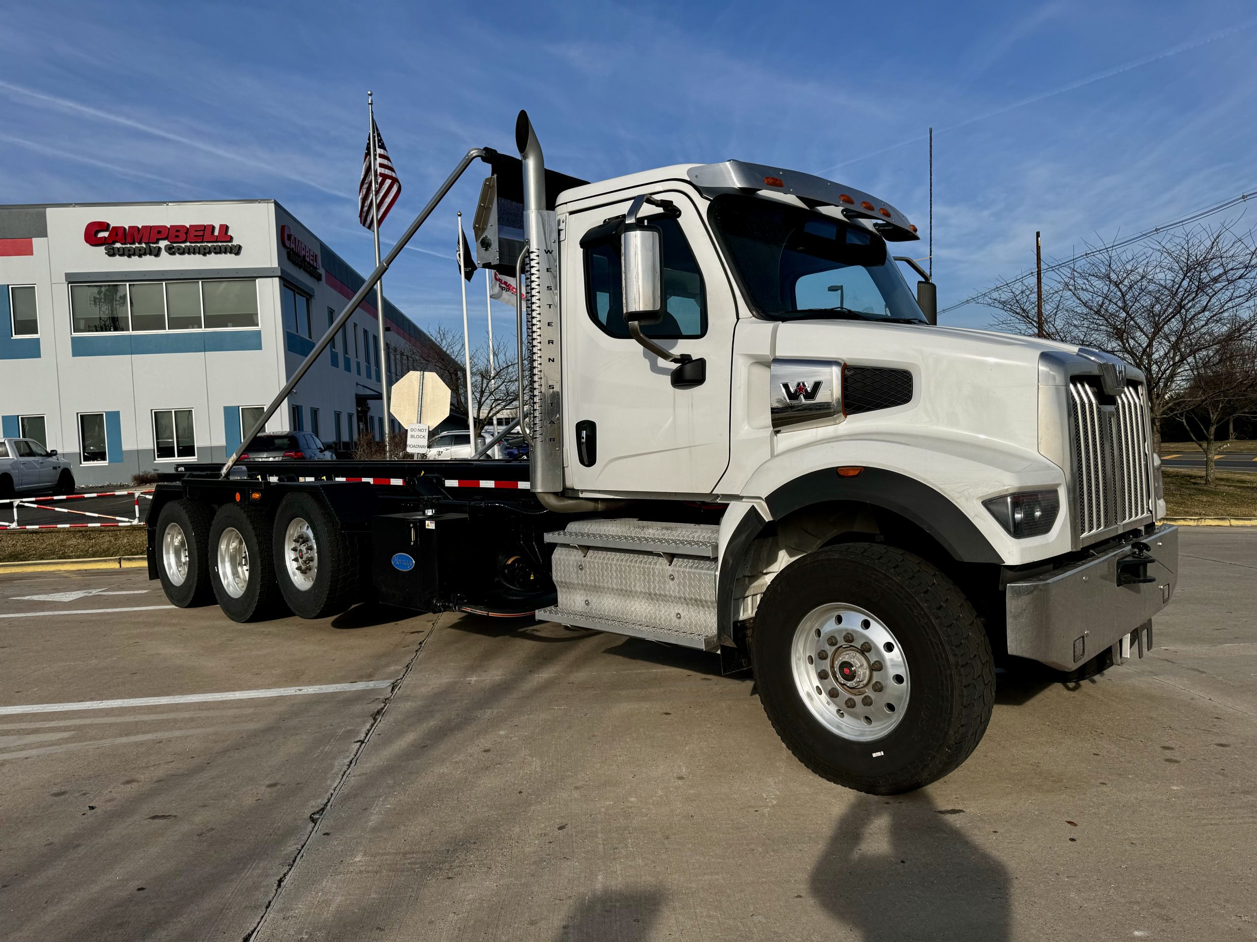 2024 Western Star Trucks 47X 2024 Western Star Trucks 47X - image 3 of 6