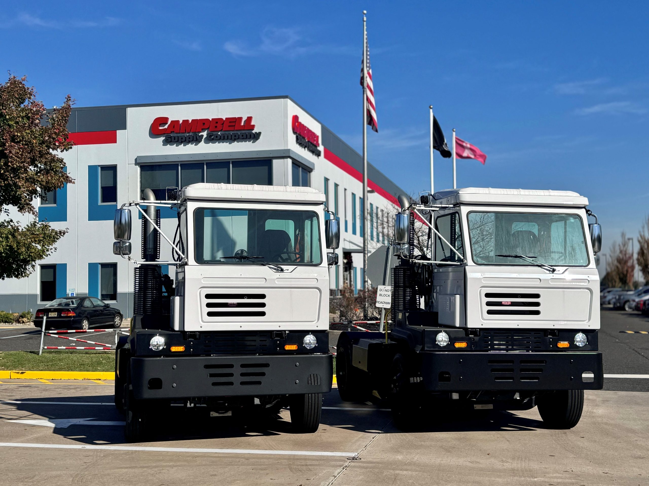 2024 YARD BOSS T-SERIES 2024 YARD BOSS T-SERIES - image 1 of 4