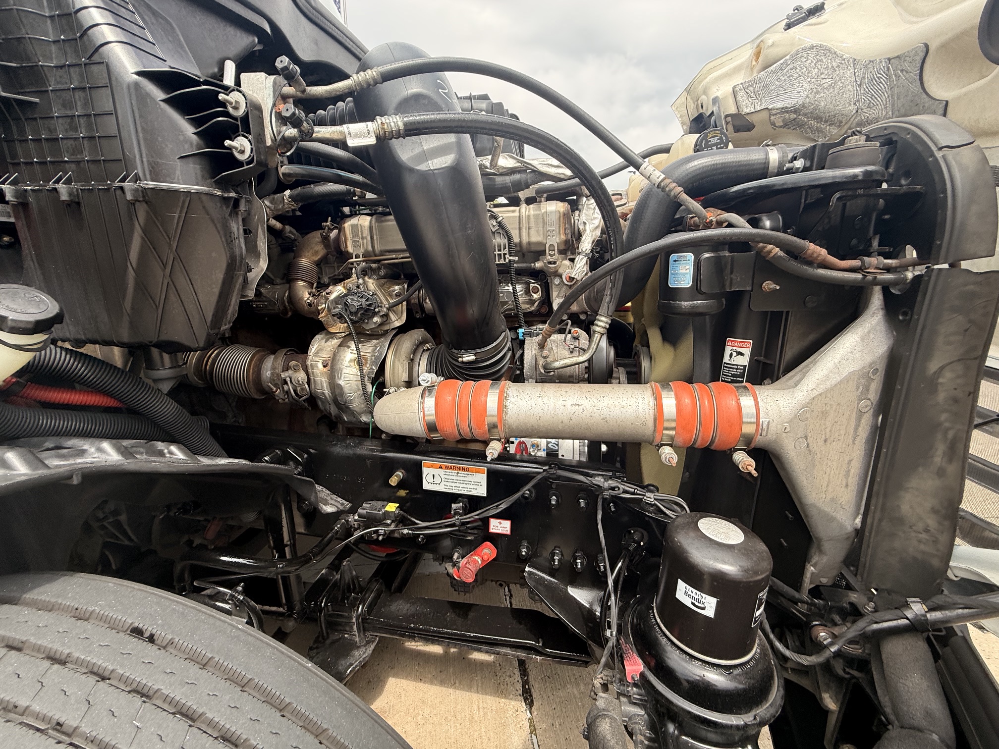 2022 Freightliner CASCADIA 126 216332-12 2022 Freightliner CASCADIA 126 216332-12