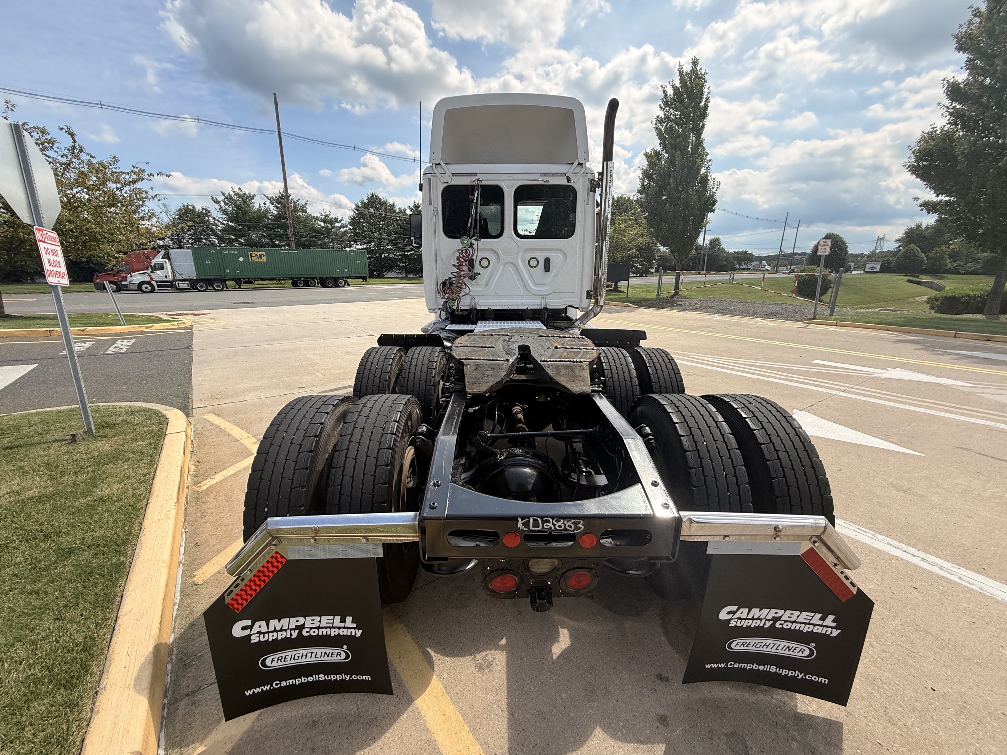 2019 Freightliner CASCADIA 2019 Freightliner CASCADIA - image 5 of 6