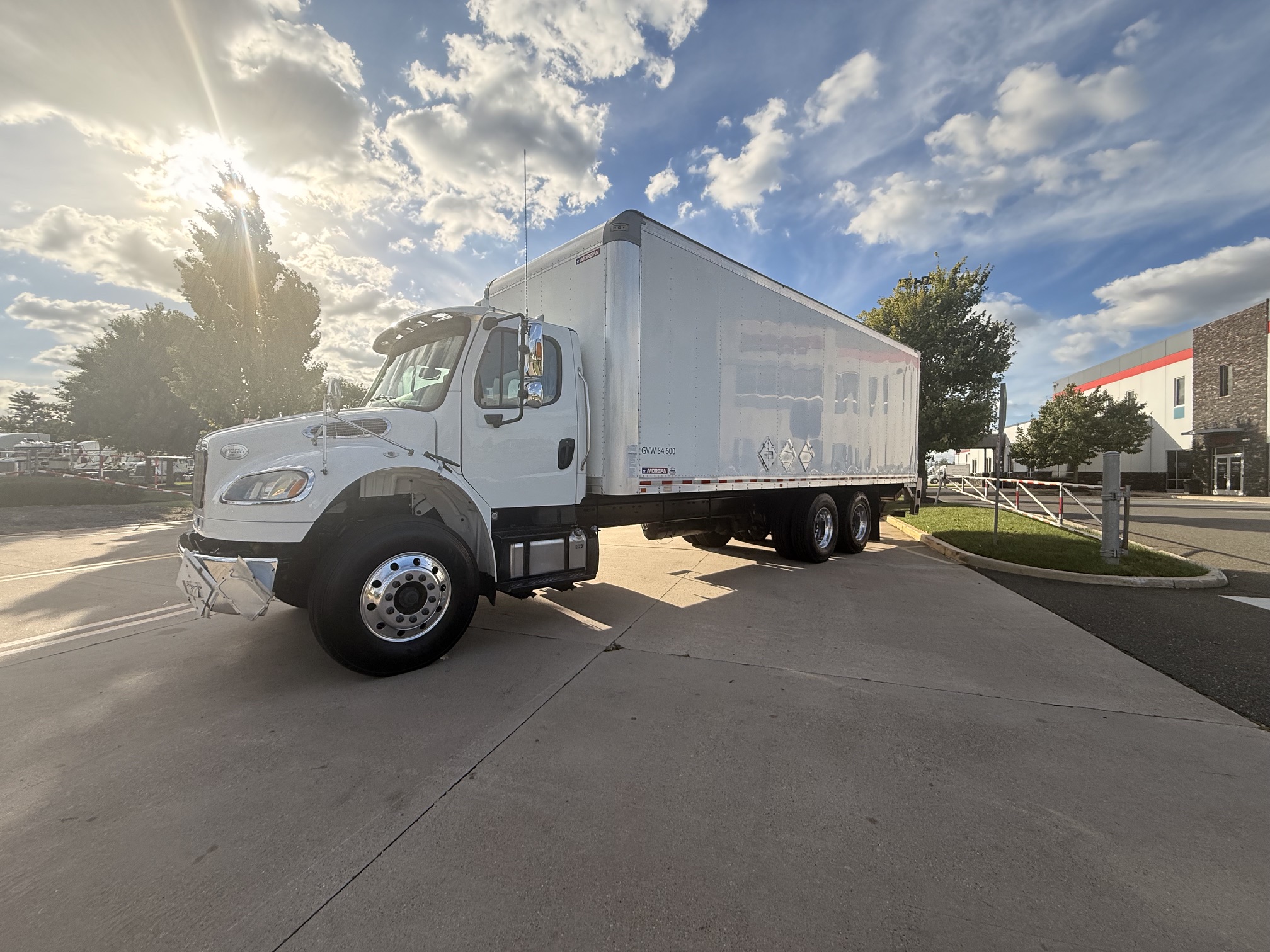 2020 FREIGHTLINER M2-106 2020 FREIGHTLINER M2-106 - image 5 of 6