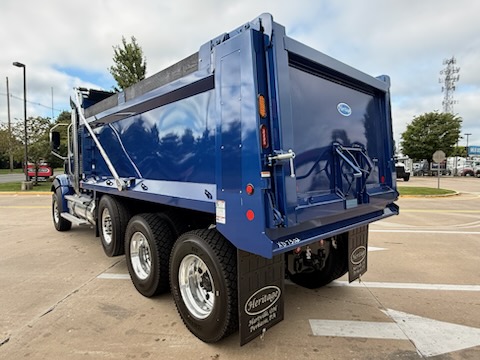 2027 Western Star Trucks 49X 2027 Western Star Trucks 49X - image 3 of 6